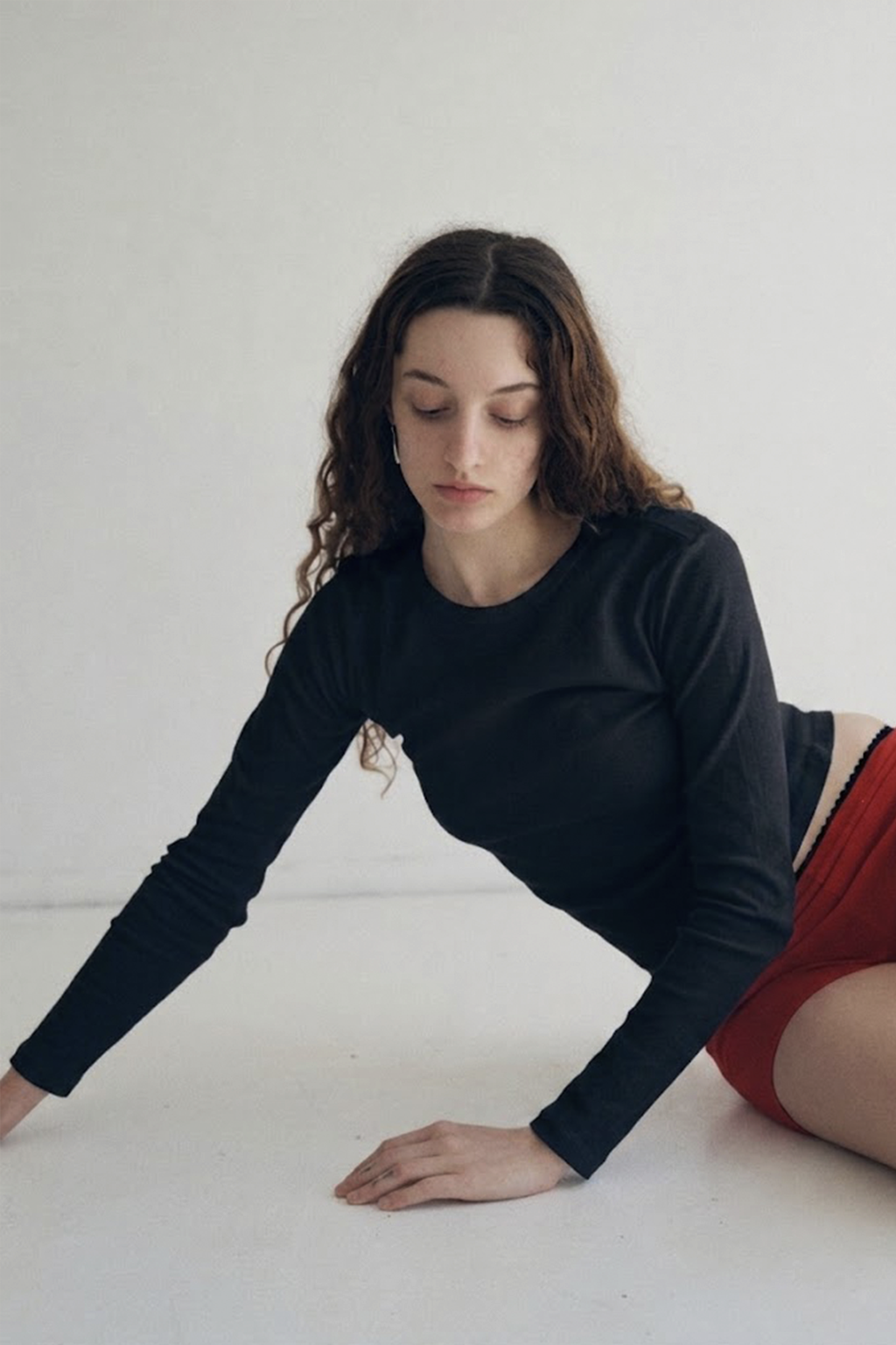 Taya tee - black